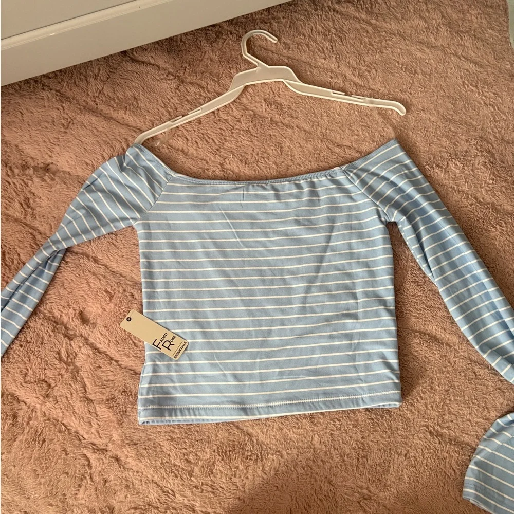 Off-Shoulder Blue Striped Top - Picture 1 of 1